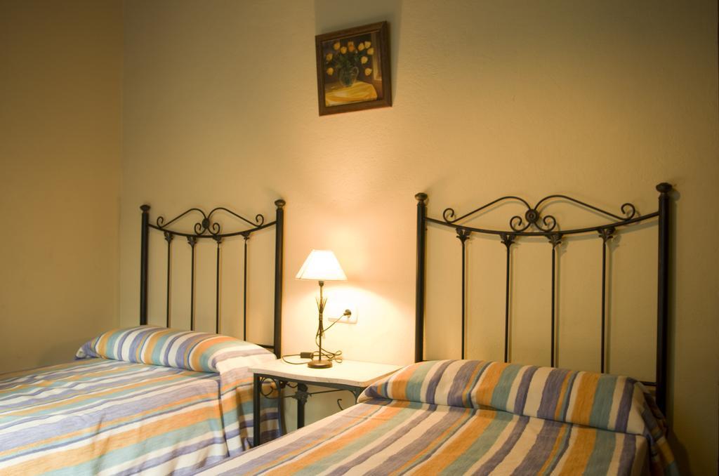 Rural Montes Malaga: Lagar Don Sancho Villa Phòng bức ảnh